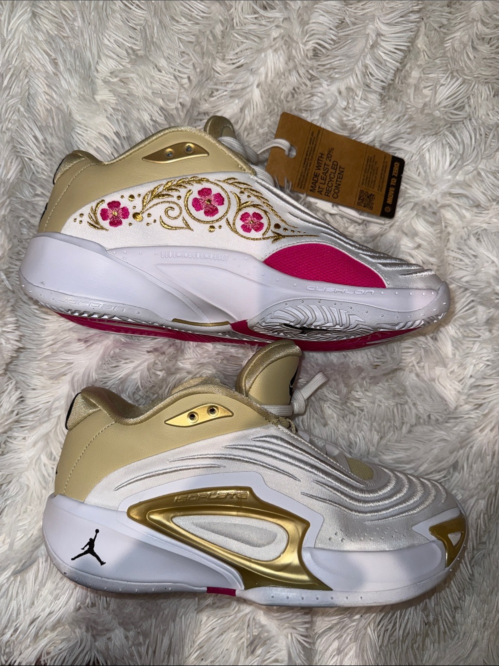 JORDAN Luka 3 Se Pf 'White Team Gold' FZ2467-100 Men's Size